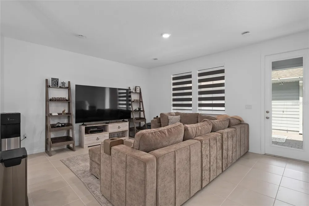 655 CLARK STREET Oviedo, FL 32765