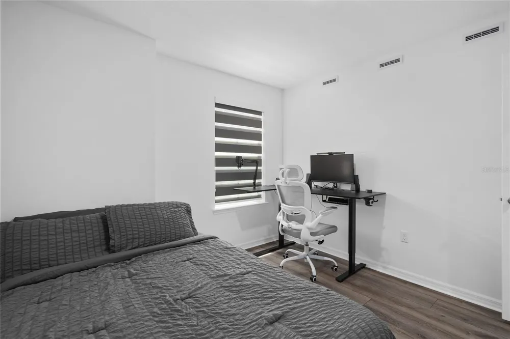 655 CLARK STREET Oviedo, FL 32765