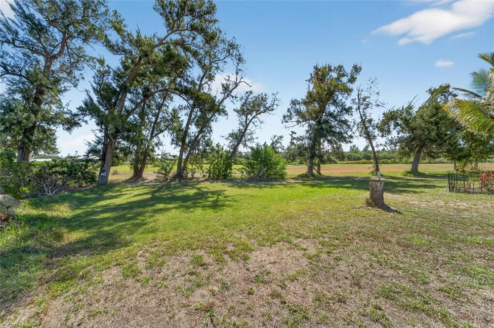 806 GREENVIEW DRIVE Apollo Beach, FL 33572