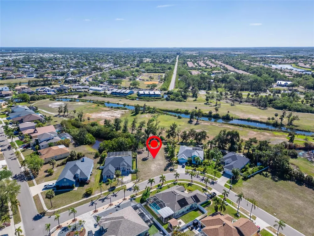 806 GREENVIEW DRIVE Apollo Beach, FL 33572