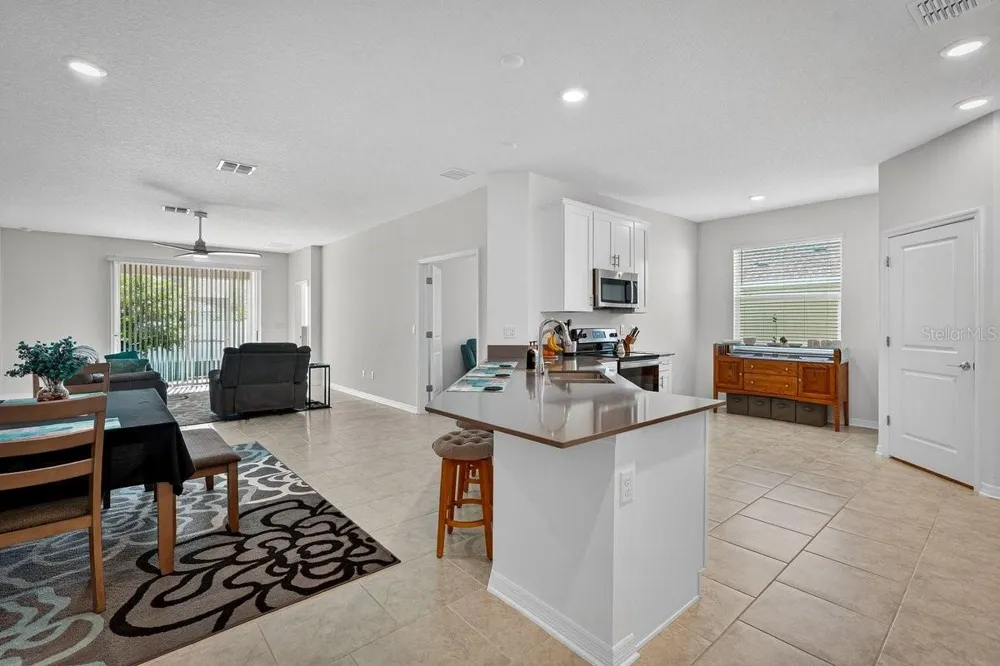 2607 HOPTREE LANE Edgewater, FL 32141