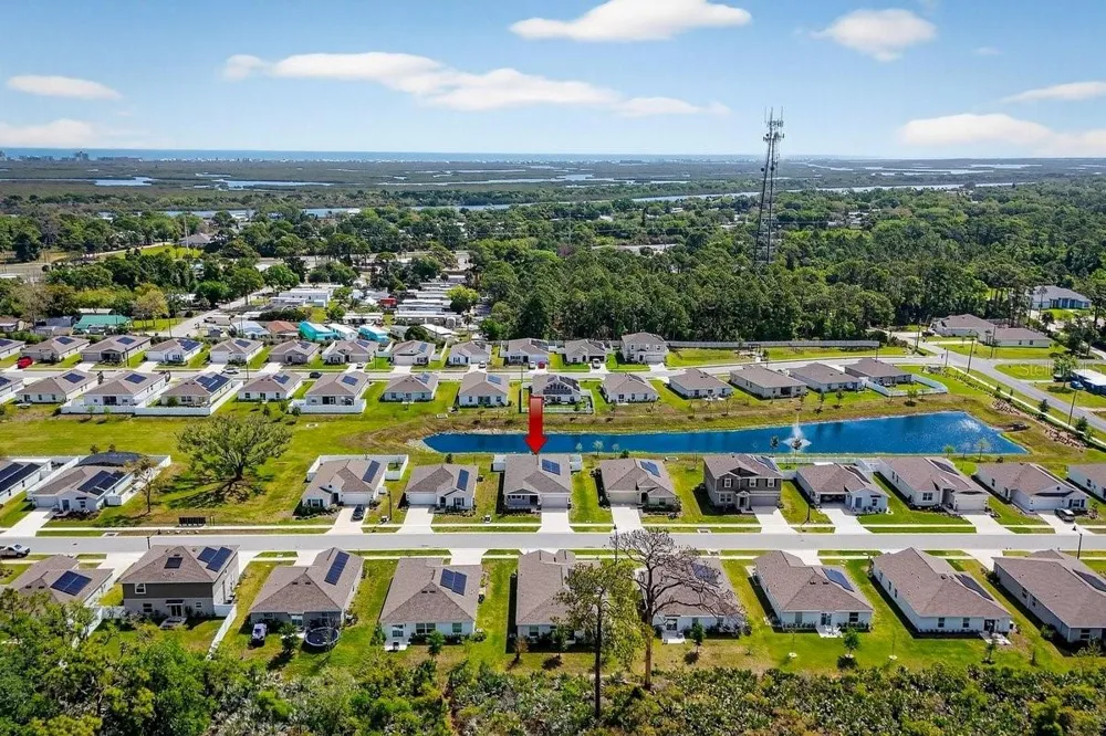 2607 HOPTREE LANE Edgewater, FL 32141