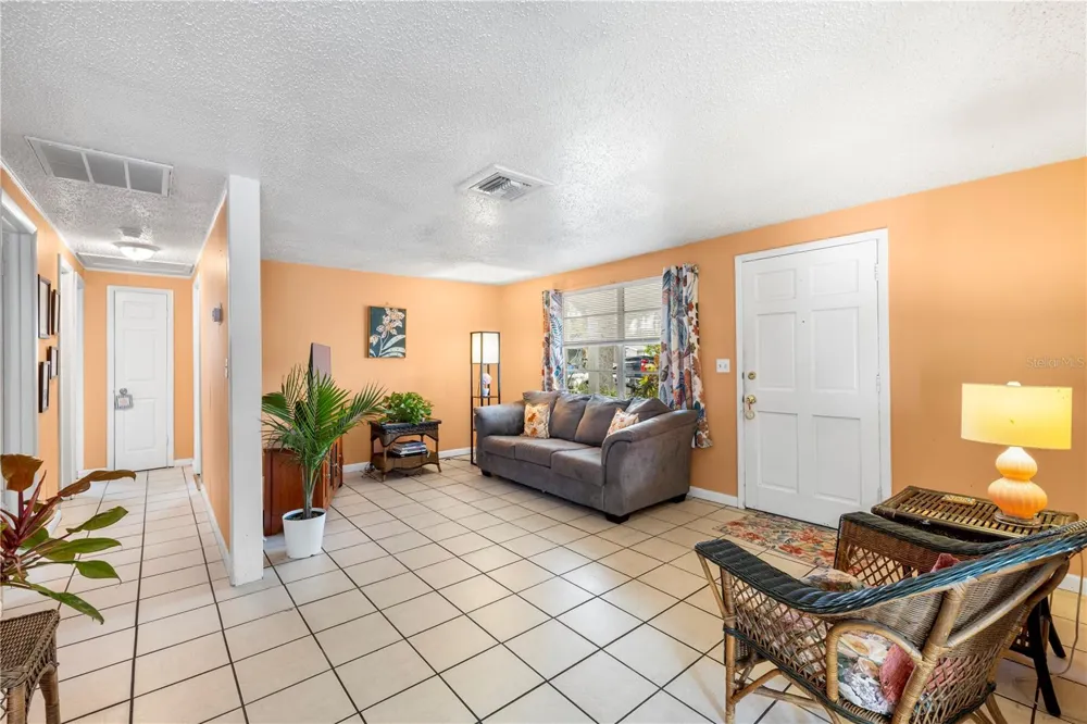 5638 146TH TERRACE Clearwater, FL 33760