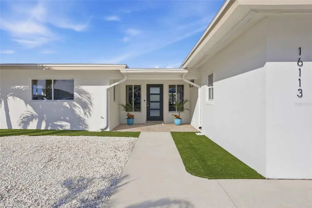 16113 5TH STREET E Redington Beach, FL 33708