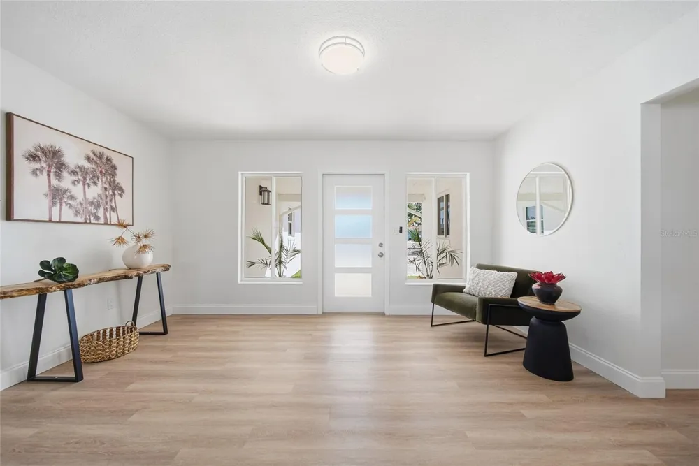 16113 5TH STREET E Redington Beach, FL 33708