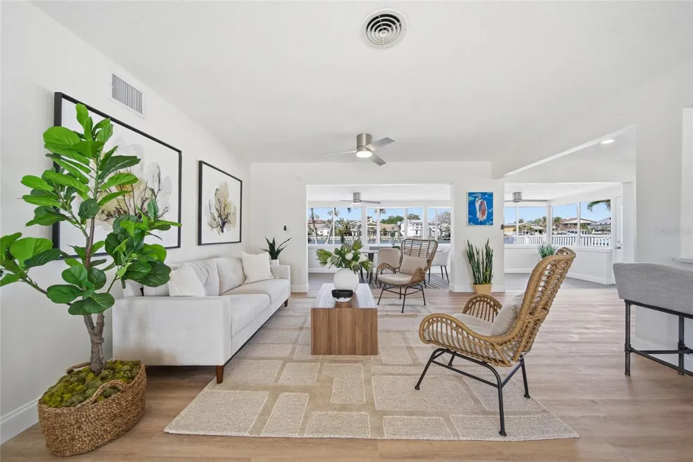16113 5TH STREET E Redington Beach, FL 33708
