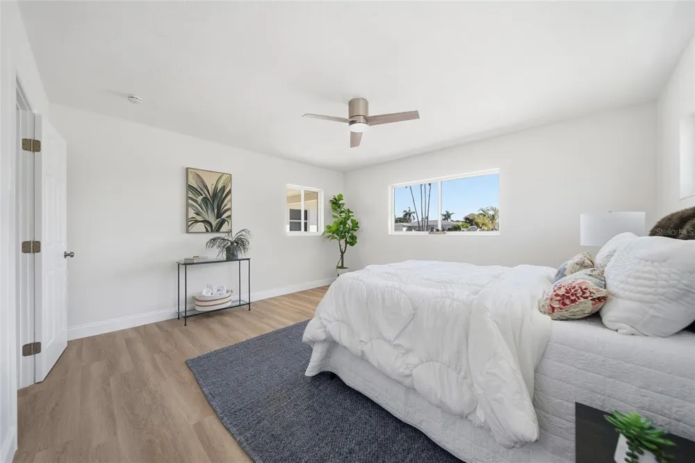 16113 5TH STREET E Redington Beach, FL 33708