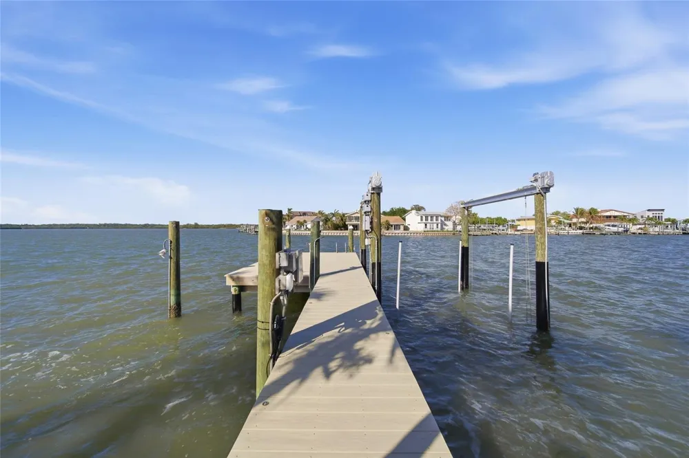 16113 5TH STREET E Redington Beach, FL 33708