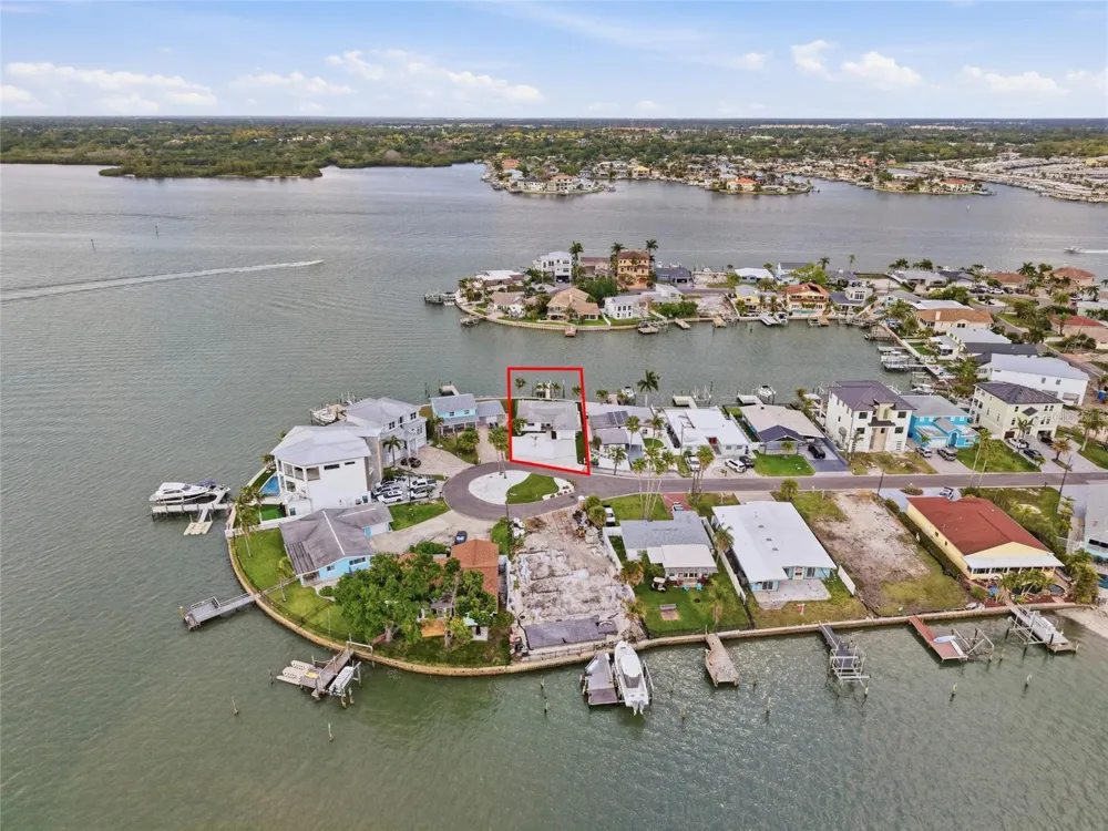 16113 5TH STREET E Redington Beach, FL 33708