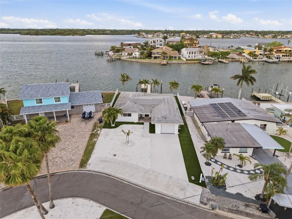 16113 5TH STREET E Redington Beach, FL 33708