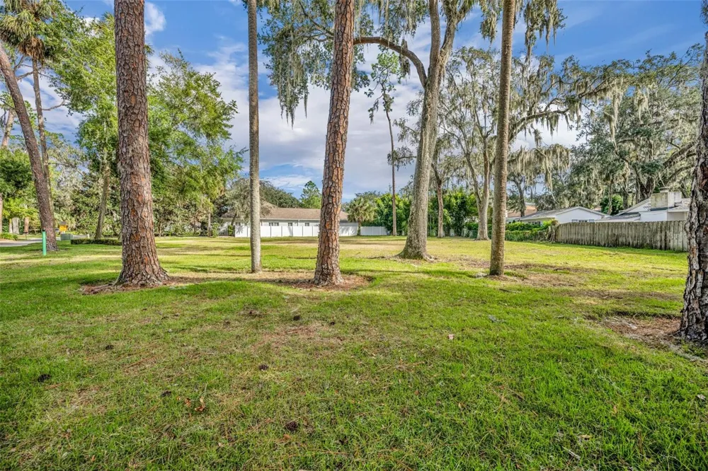 620 PINETREE ROAD Winter Park, FL 32789