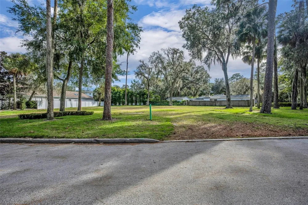 620 PINETREE ROAD Winter Park, FL 32789