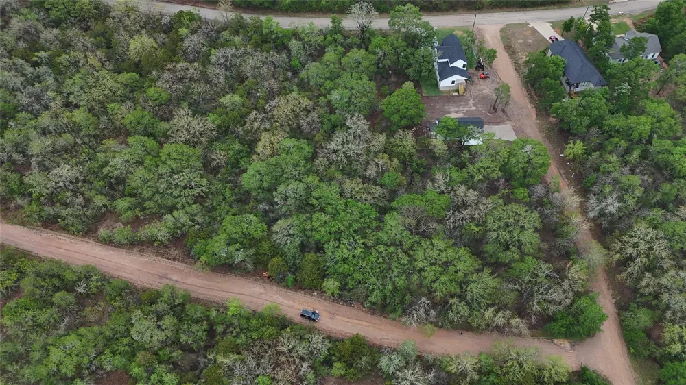 1034 Kawanui Drive Bastrop, TX 78602