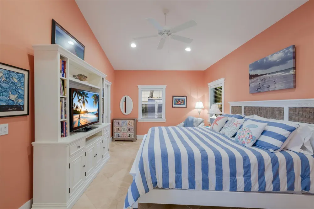 5701 CARISSA STREET Holmes Beach, FL 34217