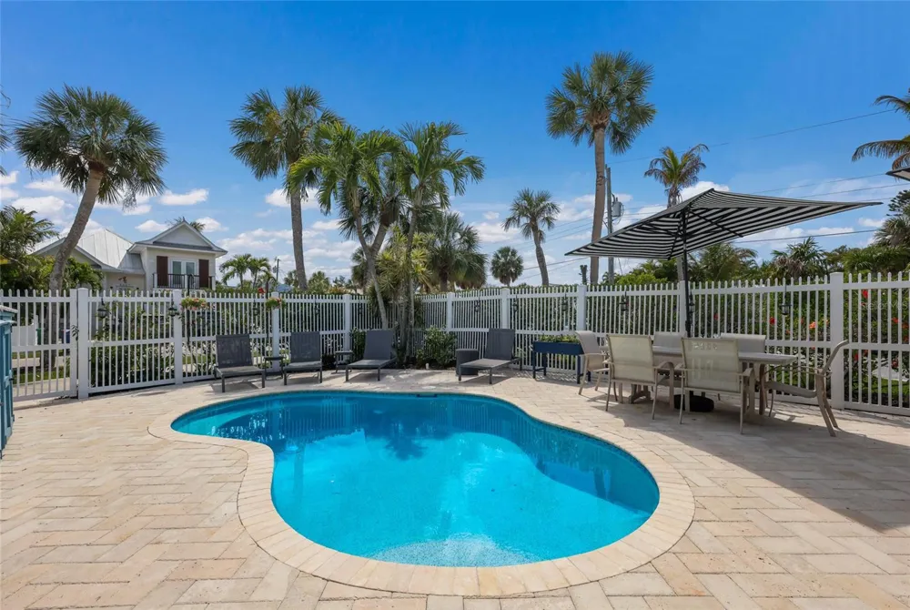 5701 CARISSA STREET Holmes Beach, FL 34217