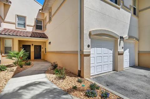 200 RIVERVIEW BEND S #915
