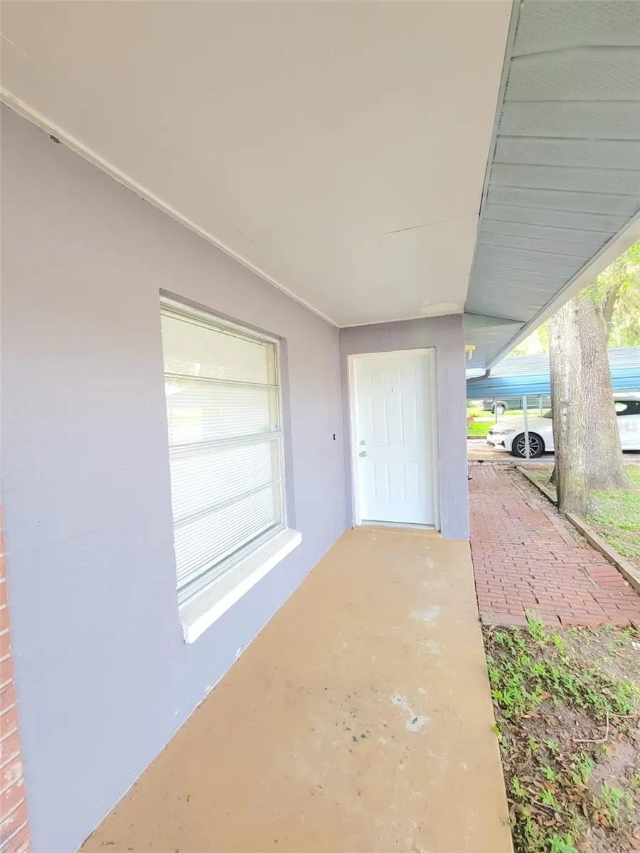 5338 ORANGE AVENUE #B Seffner, FL 33584