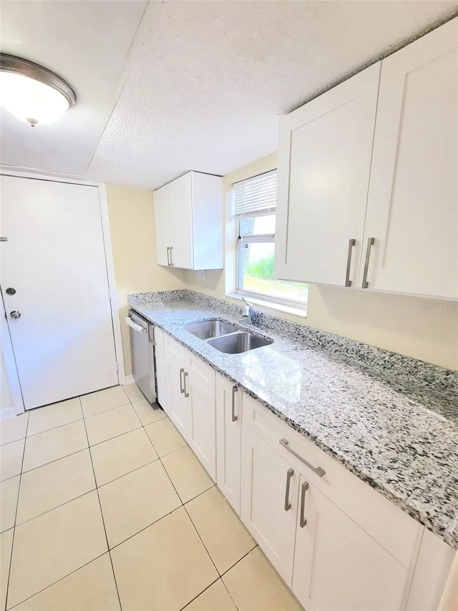 5338 ORANGE AVENUE #B Seffner, FL 33584