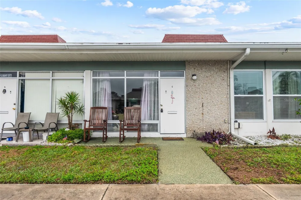 4351 TAHITIAN GARDENS CIRCLE #C Holiday, FL 34691