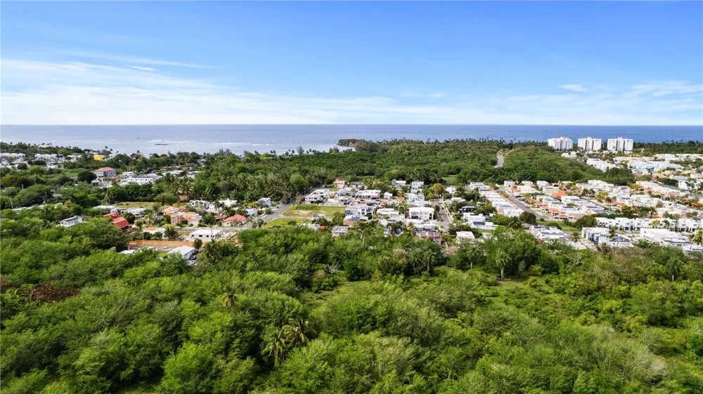 Estancias De Cerro Grodo CALLE PLAZA FABIAN #63 Vega Alta, PR 00692
