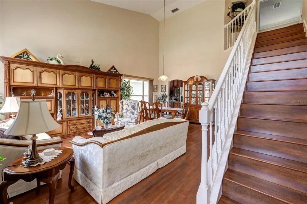 1776 BOBTAIL DRIVE Maitland, FL 32751
