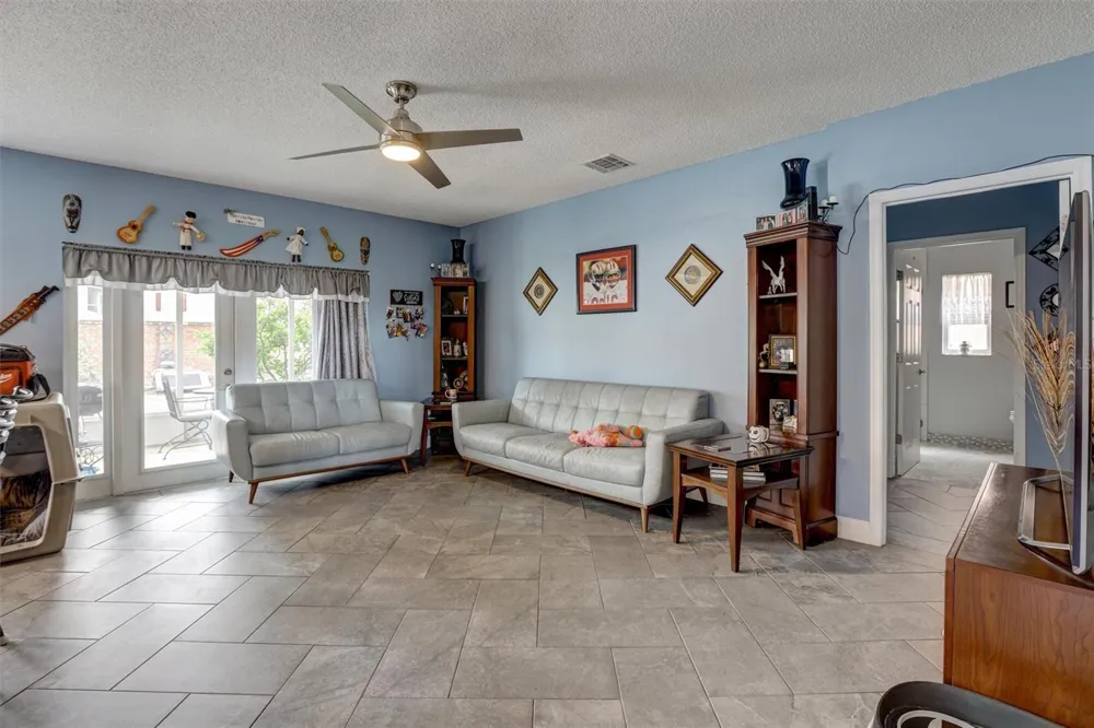 1776 BOBTAIL DRIVE Maitland, FL 32751