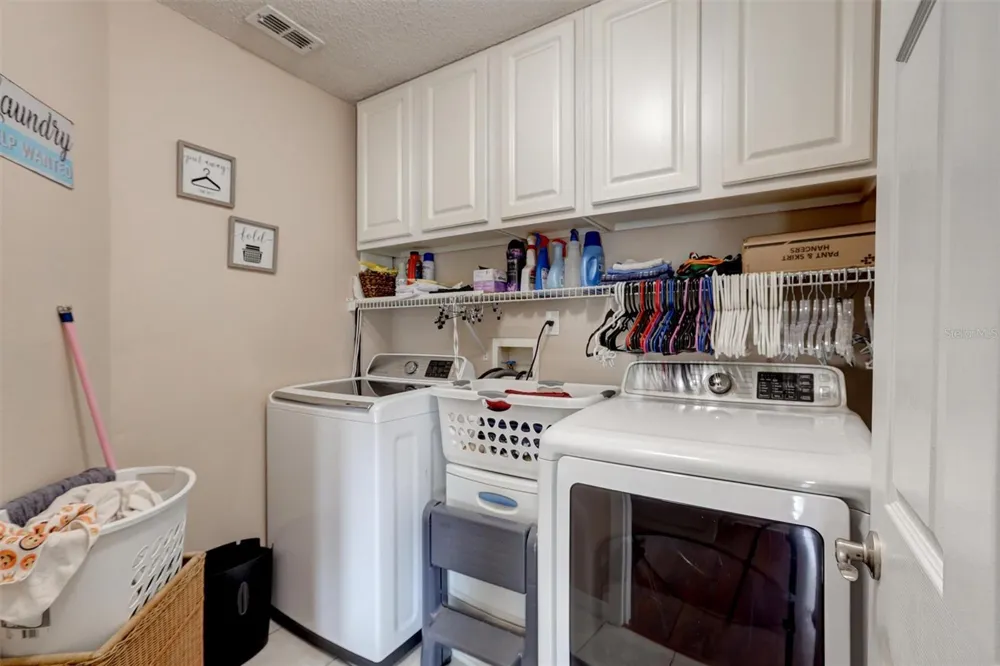 1776 BOBTAIL DRIVE Maitland, FL 32751