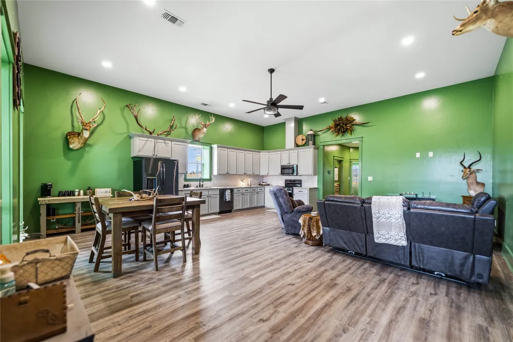 3860 Fm 2259 Nacogdoches, TX 75961