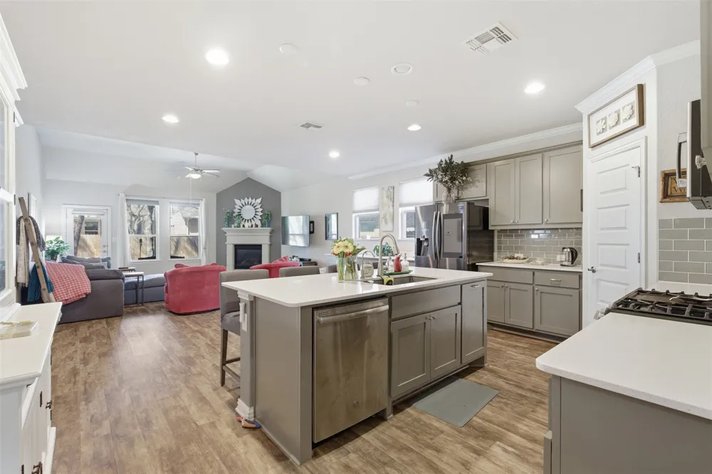 170 Rosling Drive Buda, TX 78610