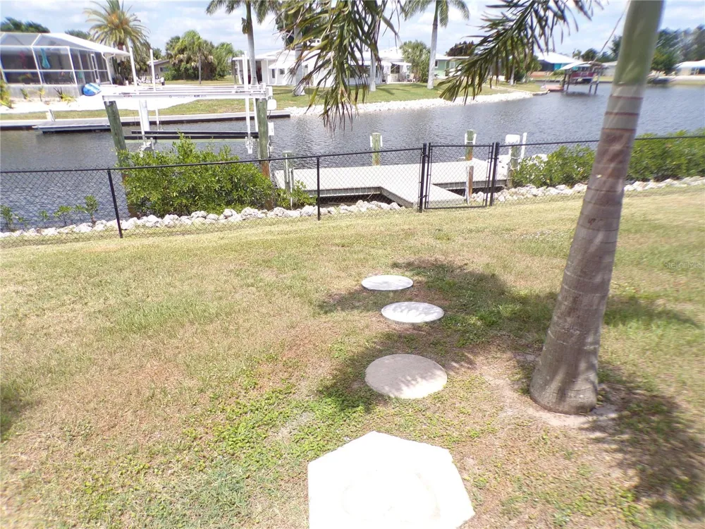 21088 EDGEWATER DRIVE Port Charlotte, FL 33952