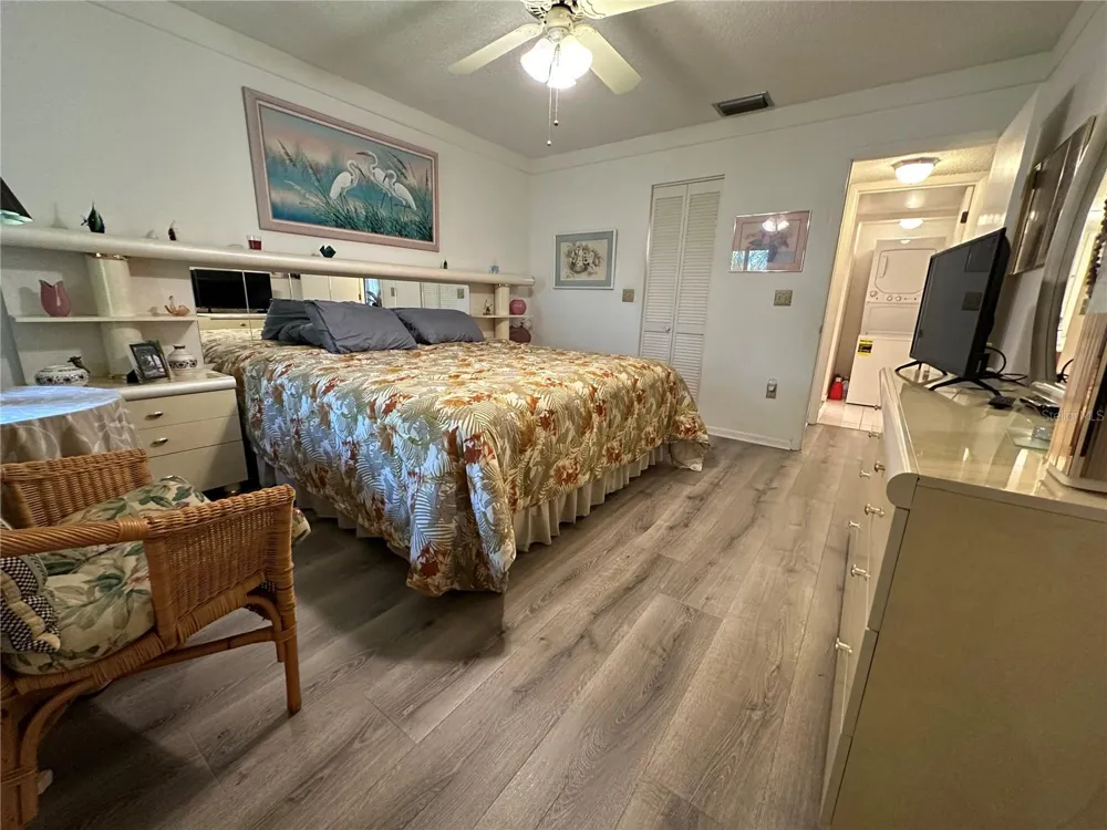 1647 BROOKHOUSE COURT #246 Sarasota, FL 34231