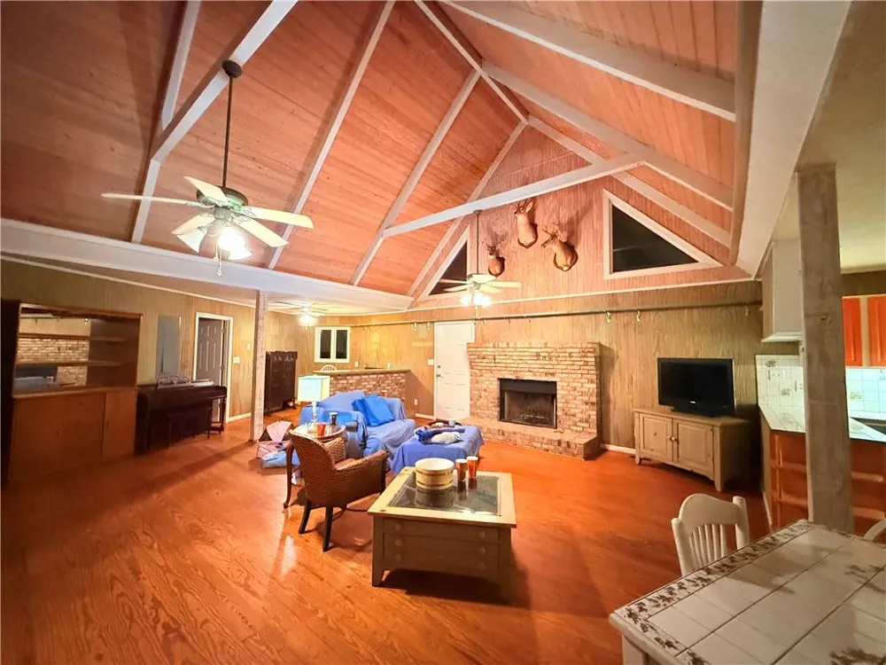 506 Rockville Springs Drive Eatonton, GA 31024