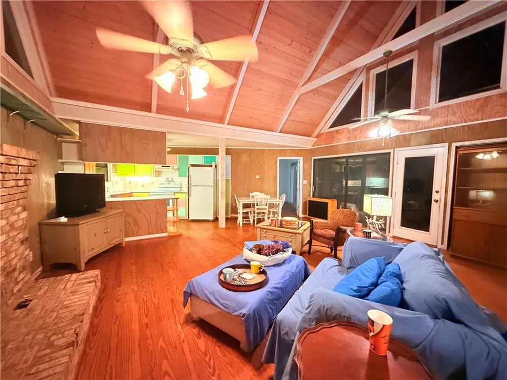 506 Rockville Springs Drive Eatonton, GA 31024