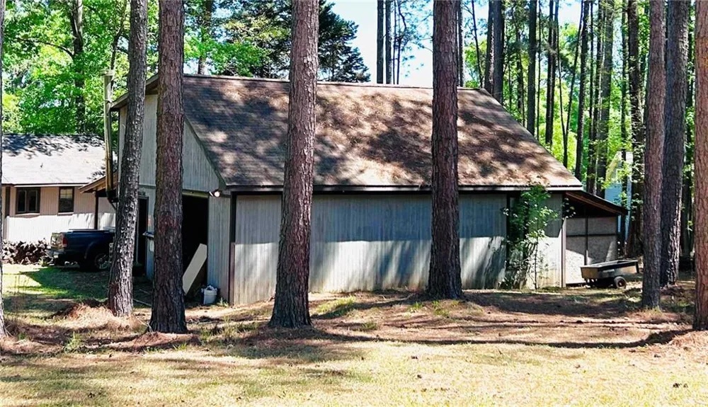 506 Rockville Springs Drive Eatonton, GA 31024