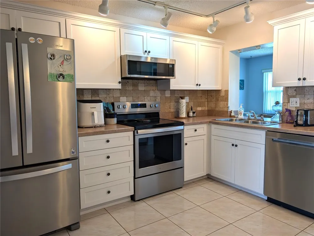 3490 101ST TERRACE Pinellas Park, FL 33782