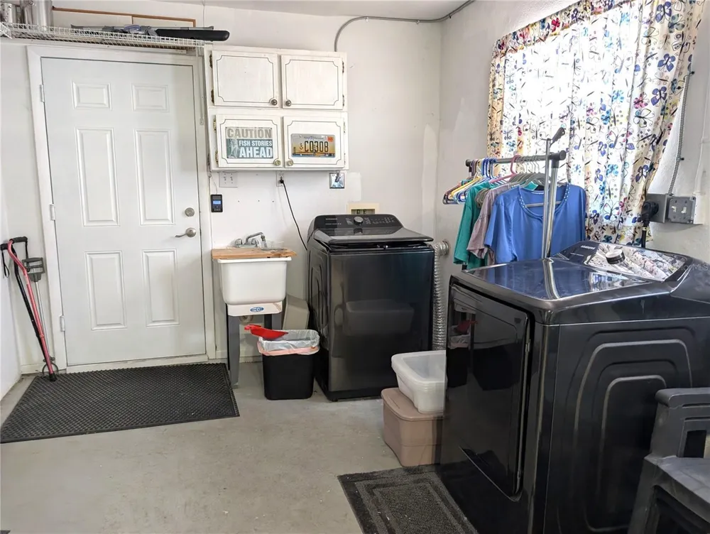 3490 101ST TERRACE Pinellas Park, FL 33782