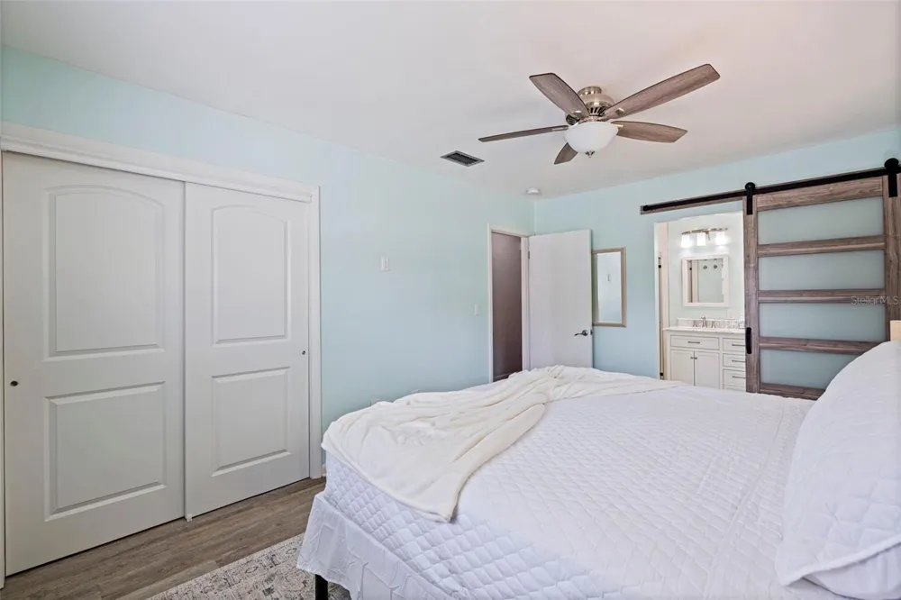 13584 TWIG TERRACE Largo, FL 33774