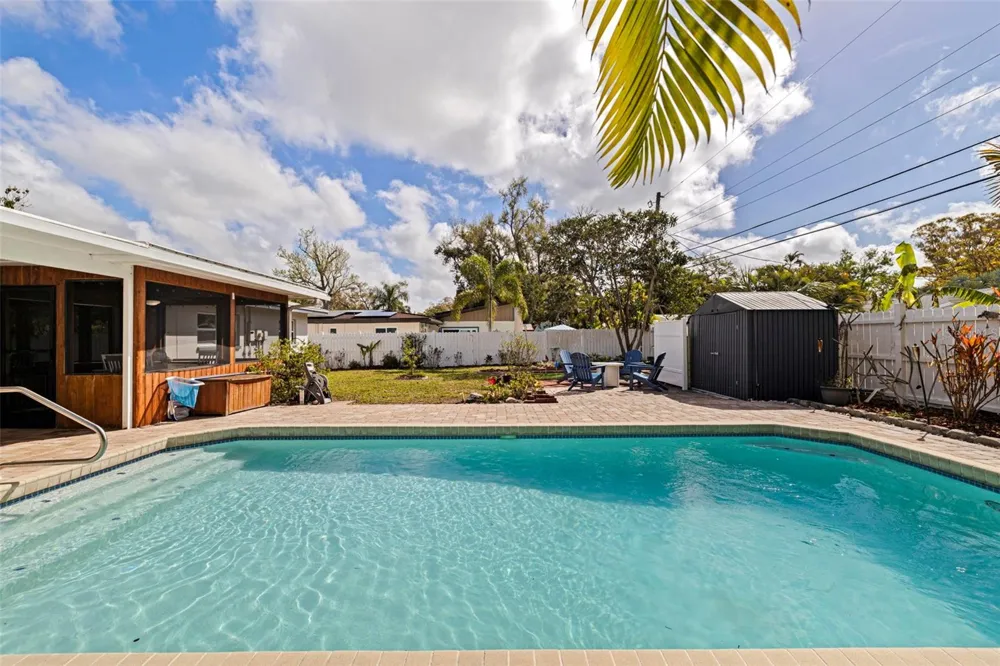 13584 TWIG TERRACE Largo, FL 33774