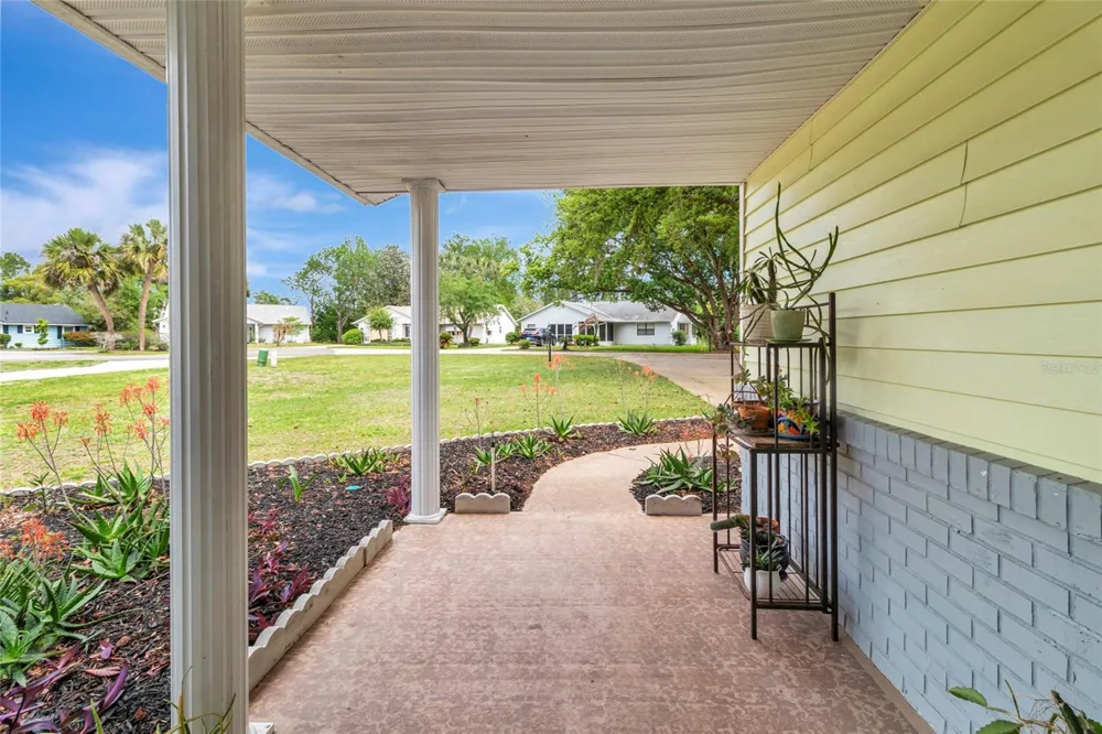 27 GORDON COURT Leesburg, FL 34788