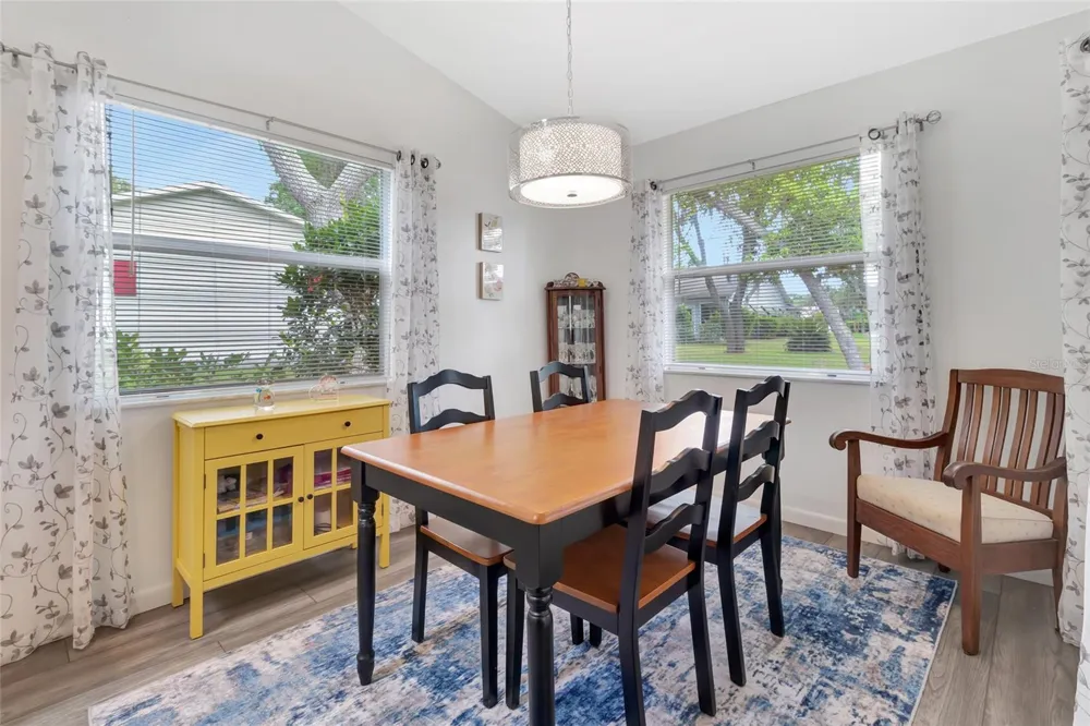 27 GORDON COURT Leesburg, FL 34788