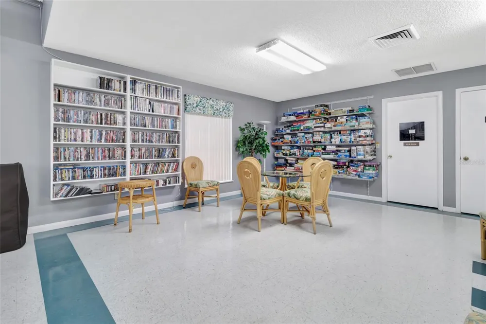 27 GORDON COURT Leesburg, FL 34788