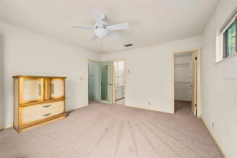 8508 NW 37TH DRIVE Gainesville, FL 32653