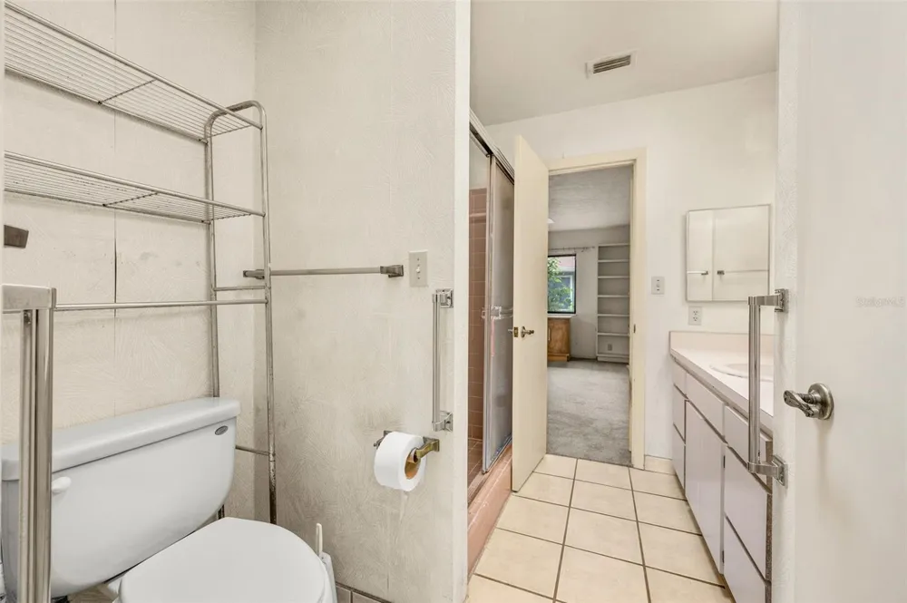 8508 NW 37TH DRIVE Gainesville, FL 32653