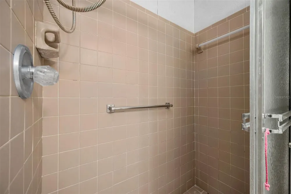8508 NW 37TH DRIVE Gainesville, FL 32653