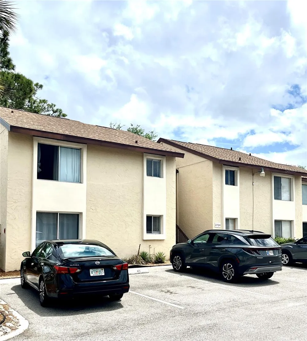 2724 HIDDEN LAKE BOULEVARD #A Sarasota, FL 34237