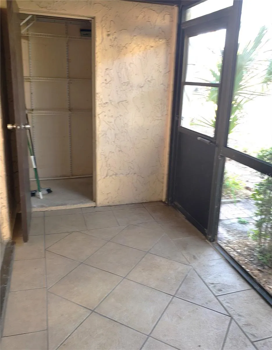 2724 HIDDEN LAKE BOULEVARD #A Sarasota, FL 34237