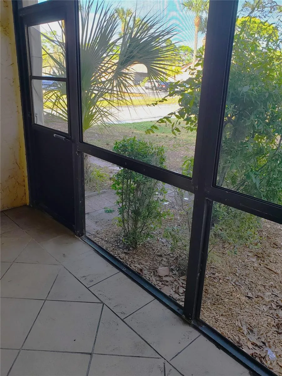 2724 HIDDEN LAKE BOULEVARD #A Sarasota, FL 34237