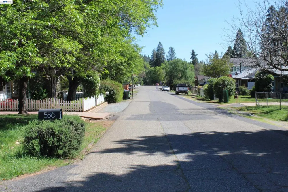 536 Williams St Murphys, CA 95247