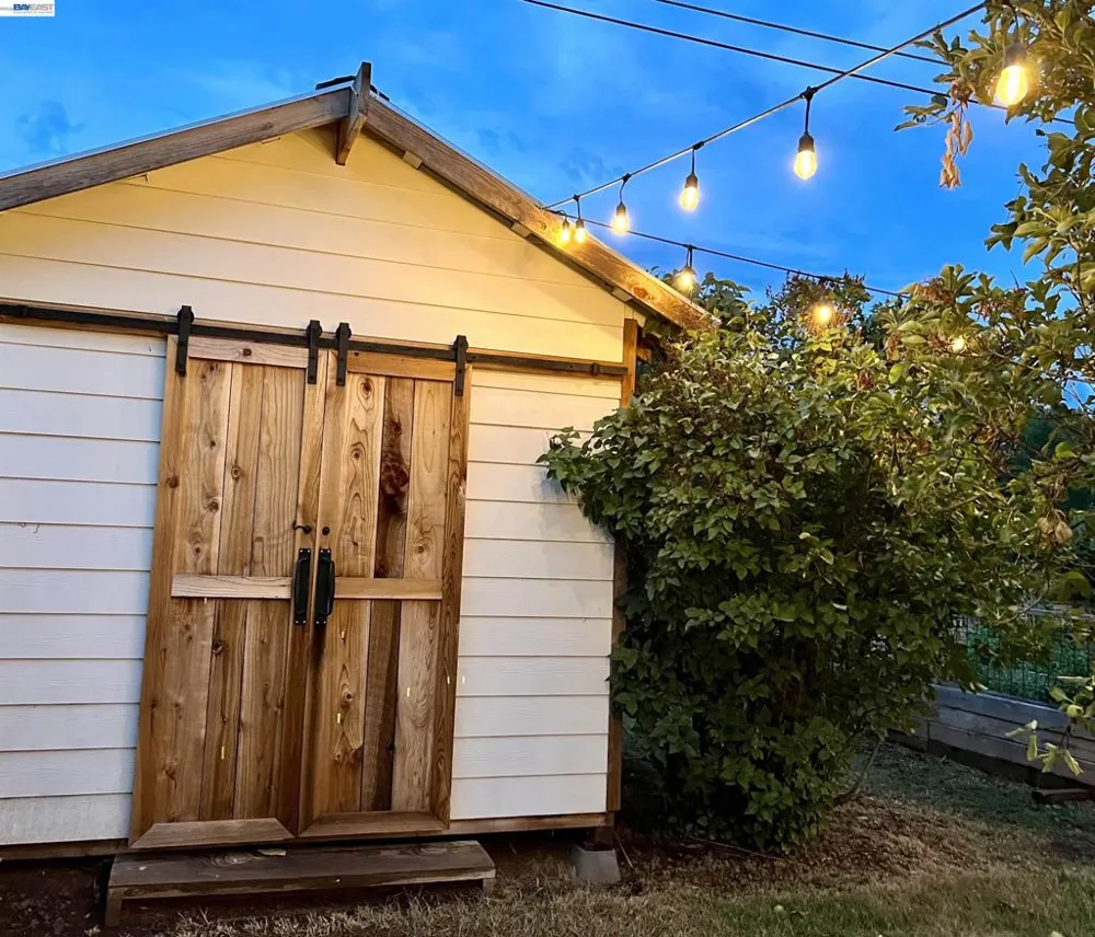 536 Williams St Murphys, CA 95247