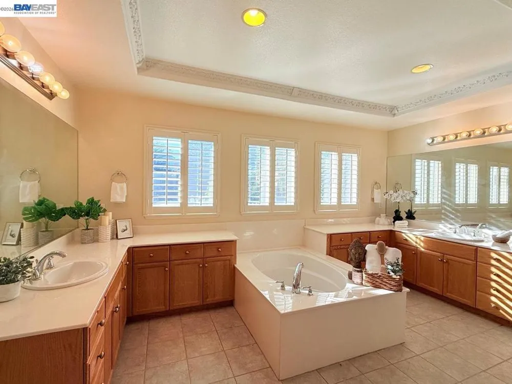 3329 Lair Way Antioch, CA 94531